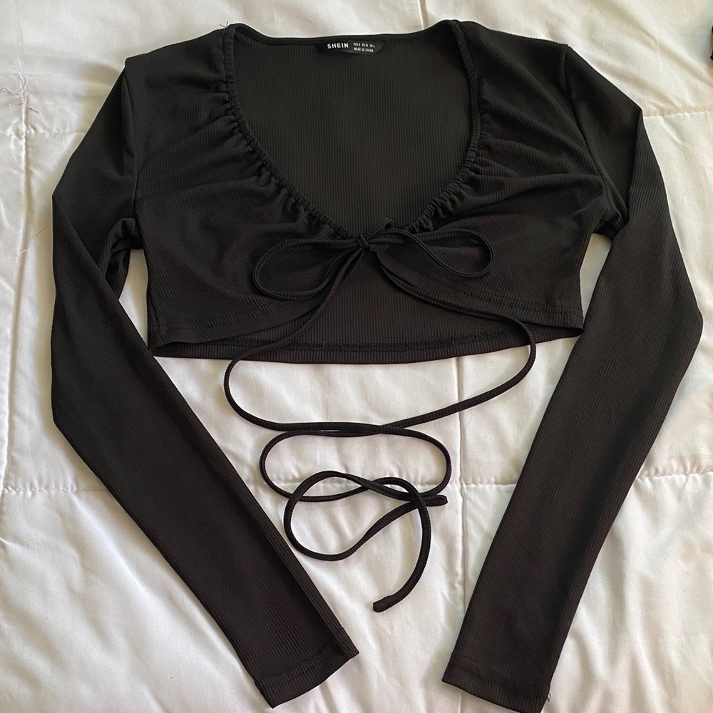 SHEIN Black Ribbed Long Sleeve Cropped Tie-Front Top